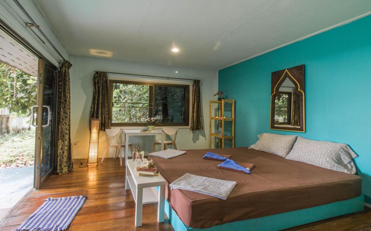 Phayam Friends Hotel Koh Phayam Luaran gambar