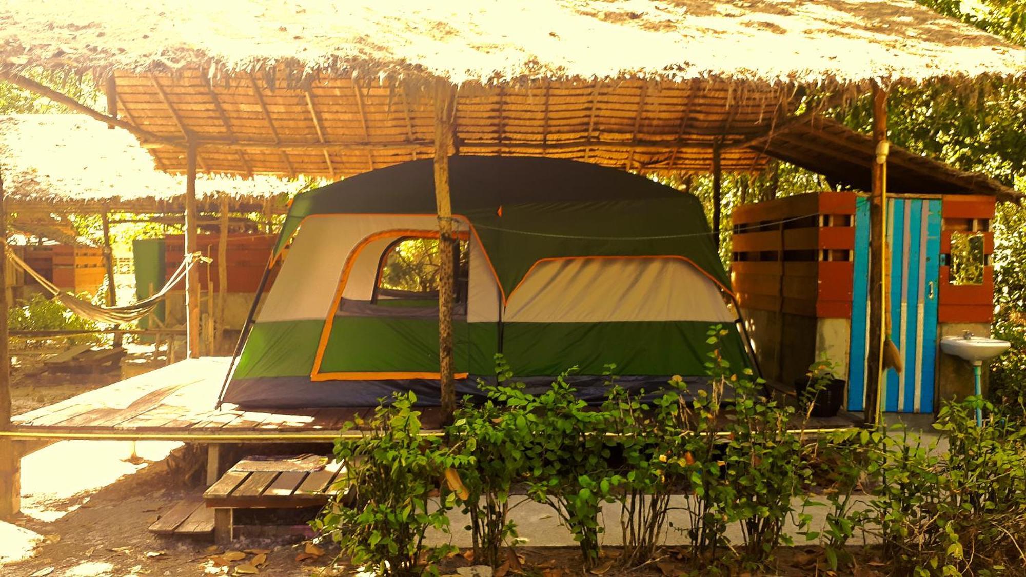 Phayam Friends Hotel Koh Phayam Luaran gambar
