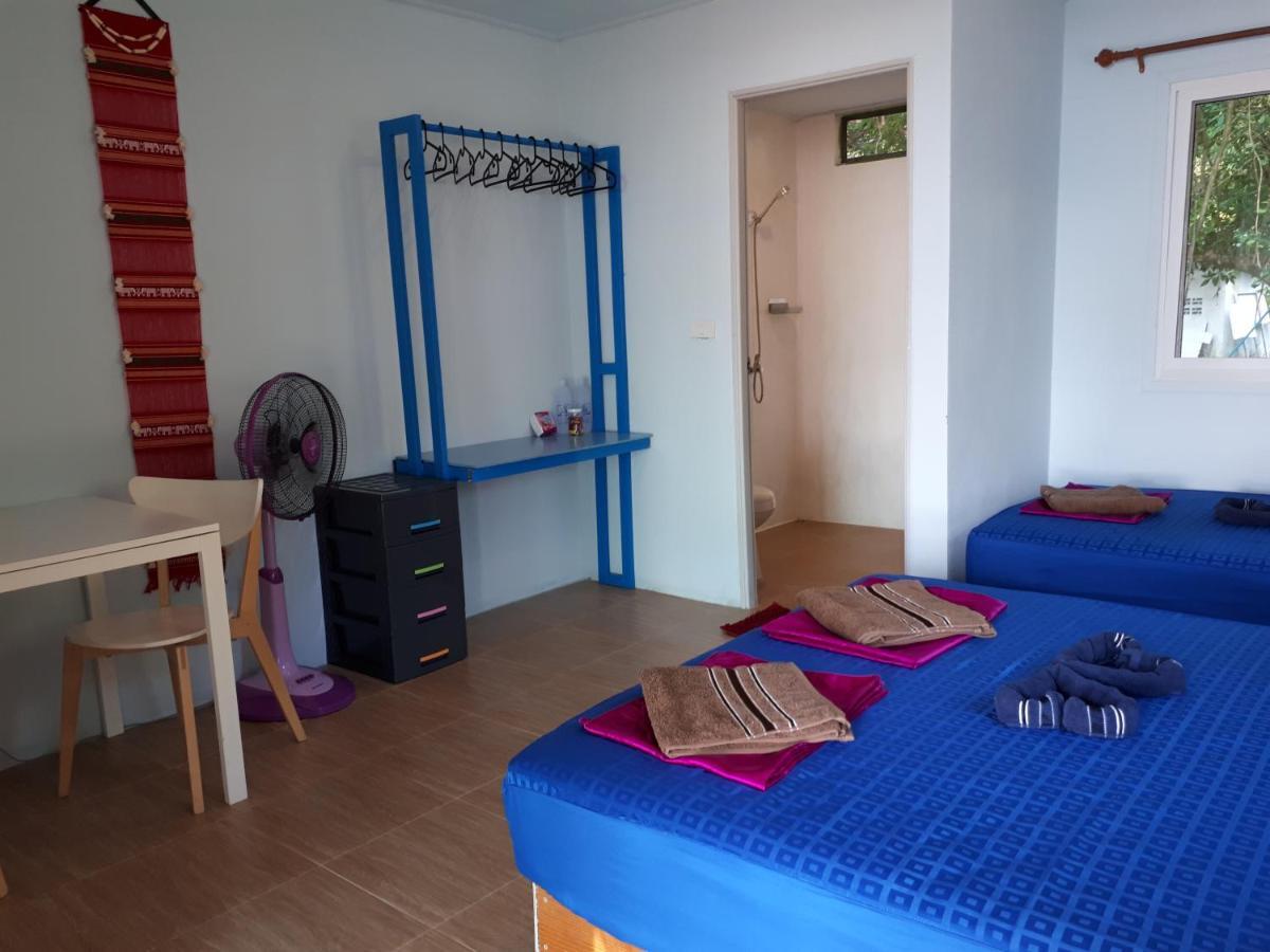 Phayam Friends Hotel Koh Phayam Luaran gambar