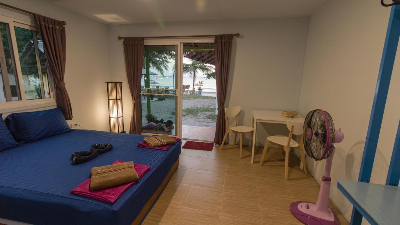 Phayam Friends Hotel Koh Phayam Luaran gambar