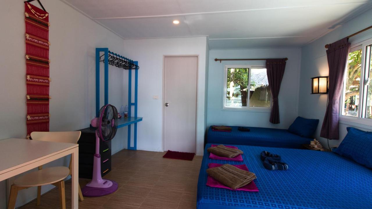 Phayam Friends Hotel Koh Phayam Luaran gambar